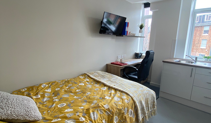 Leicester's standard studio, Renaissance House Renaissance House standard studio in Leicester