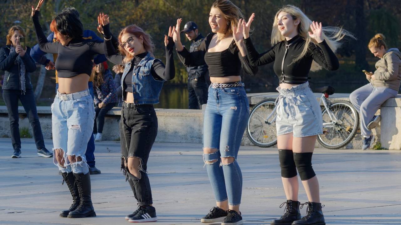 Accommodation for students in nottingham offer a dance event