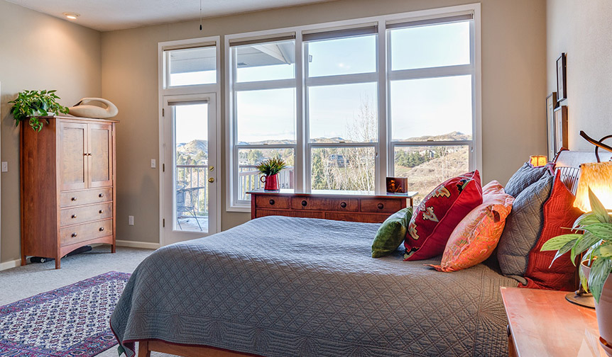 Student studio with cusions in Leicester