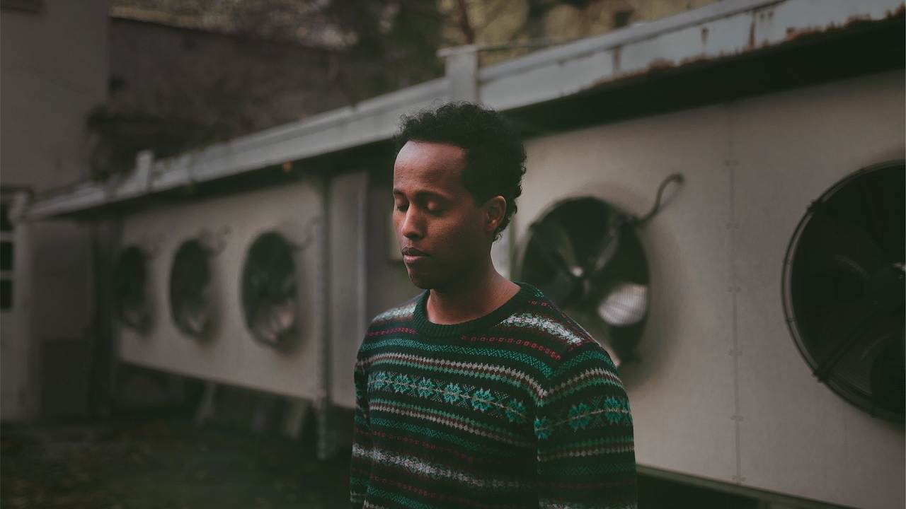 Leicester Students at city area