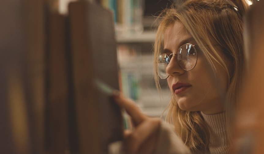 University students hobbies reading at London uni