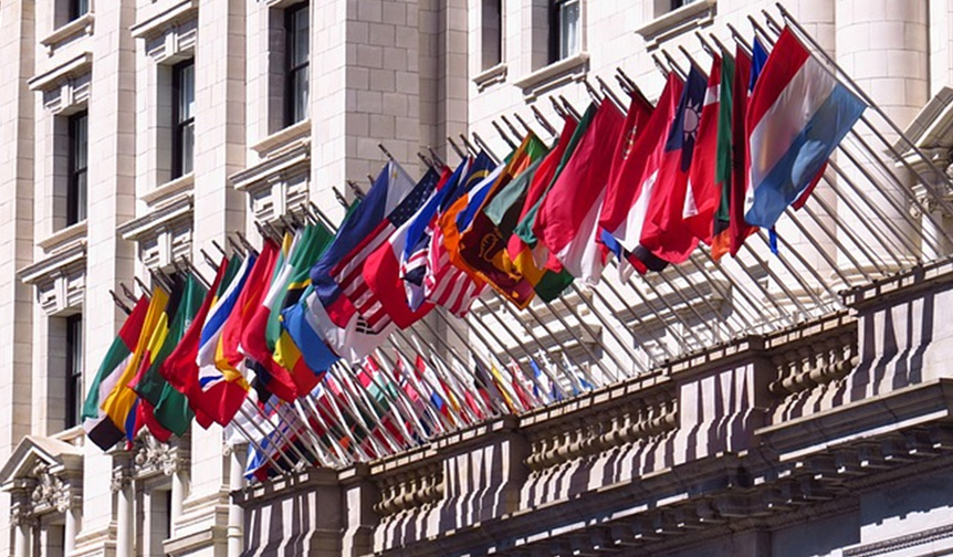 Leicester students learn language