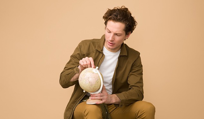 Leicester student holding map