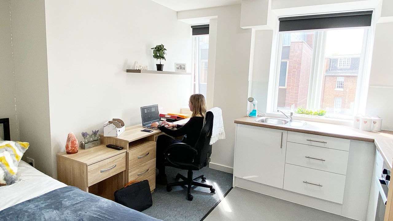 Renaissance House studio appartment based in Leicester