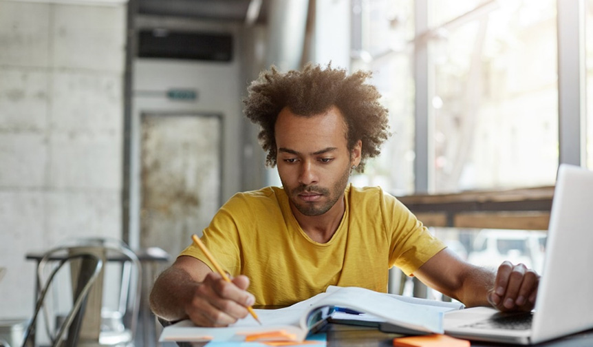 Loughborough university student at Peter Pizzeria