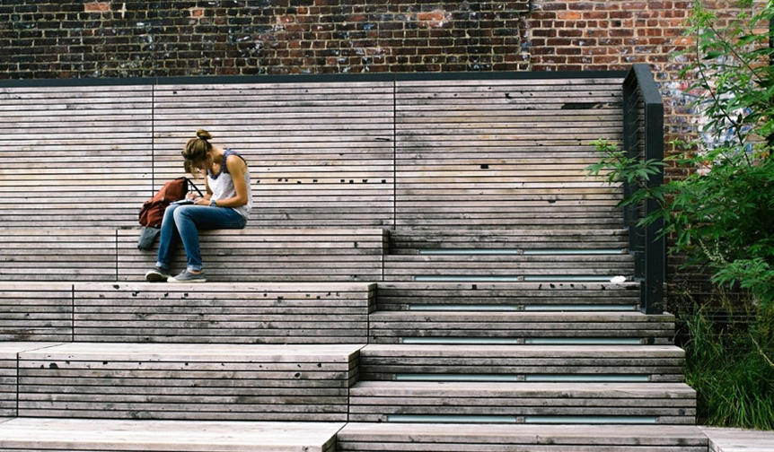 Loughborough university student at Peter Pizzeria