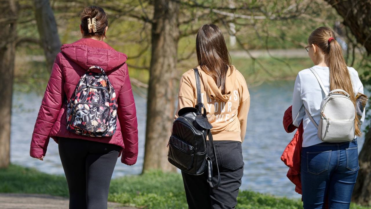 Nottingham students in the park