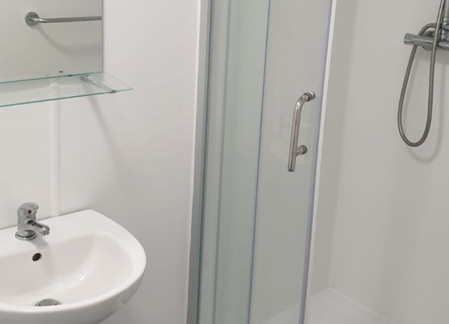 Regent Road Leicester Student Accommodation: Standard Studio - Ensuite with sink