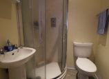 Radmoor House Loughborough - Double student bedroom en suite