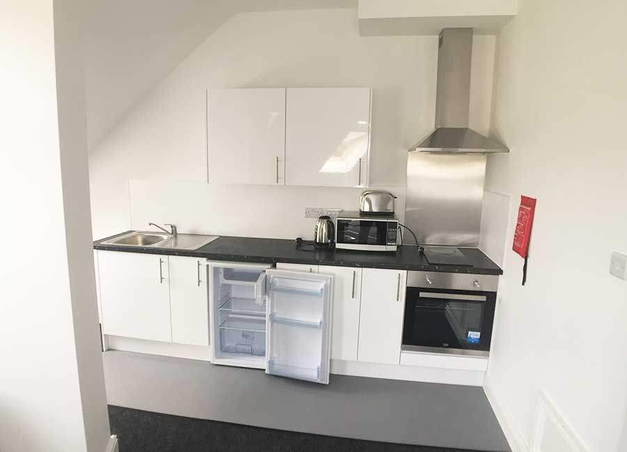 Forest Rise: Two Bed Flats - Fully fitted kitchen with sink, oven, toaster, microwave