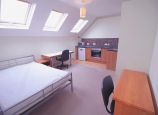 Kingfisher Halls Loughborough - Student accommodation with double ensuite with kitchen