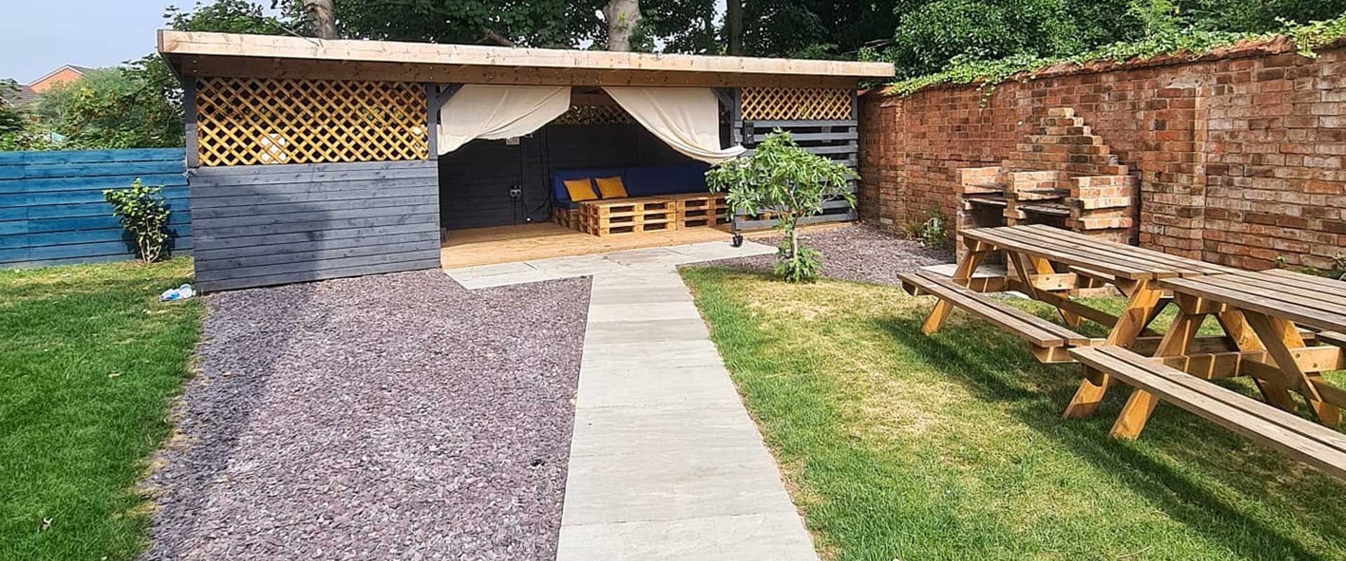 Kingfisher Halls Loughborough student accommodation - Enjoy your very own student garden. 