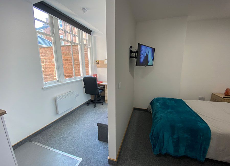 Salisbury Road Leicester Student Accommodation - One Bedroom Flat - Large space with segmented bedroom