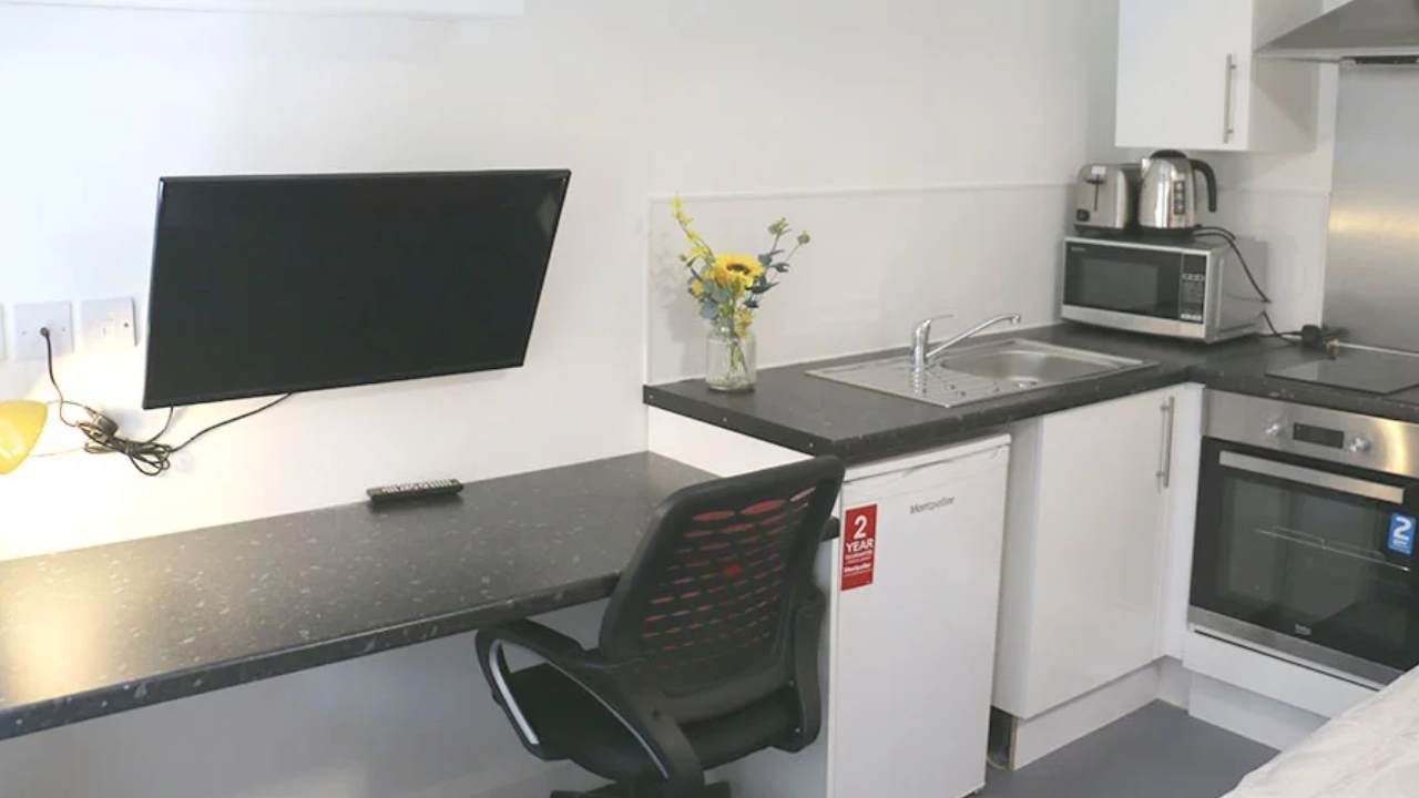 Student Accommodation in Leicester - Fully fitted kitchen