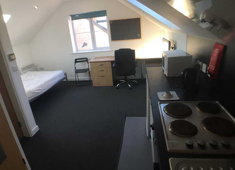 Radmoor House Leicester Student Accommodation - Standard Studios - LAreg studio with kitchen desk area