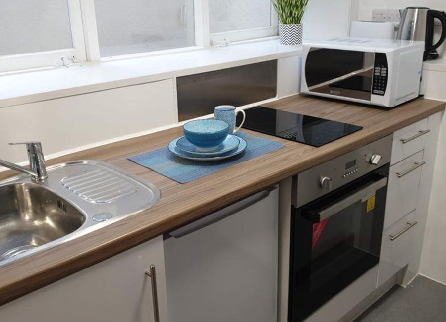 Salisbury Road Leicester Student Accommodation - Standard Studio - Kychen fully fitted