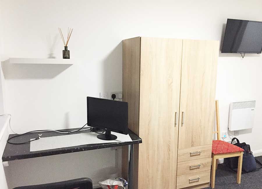 Loughborough Student Accommodation: Forest Rise: One Bed Flats - Cupboards for storage and TV