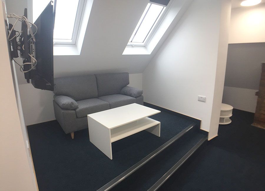 Salisbury Road Leicester Student Accommodation - Ensuite room - Large seating area