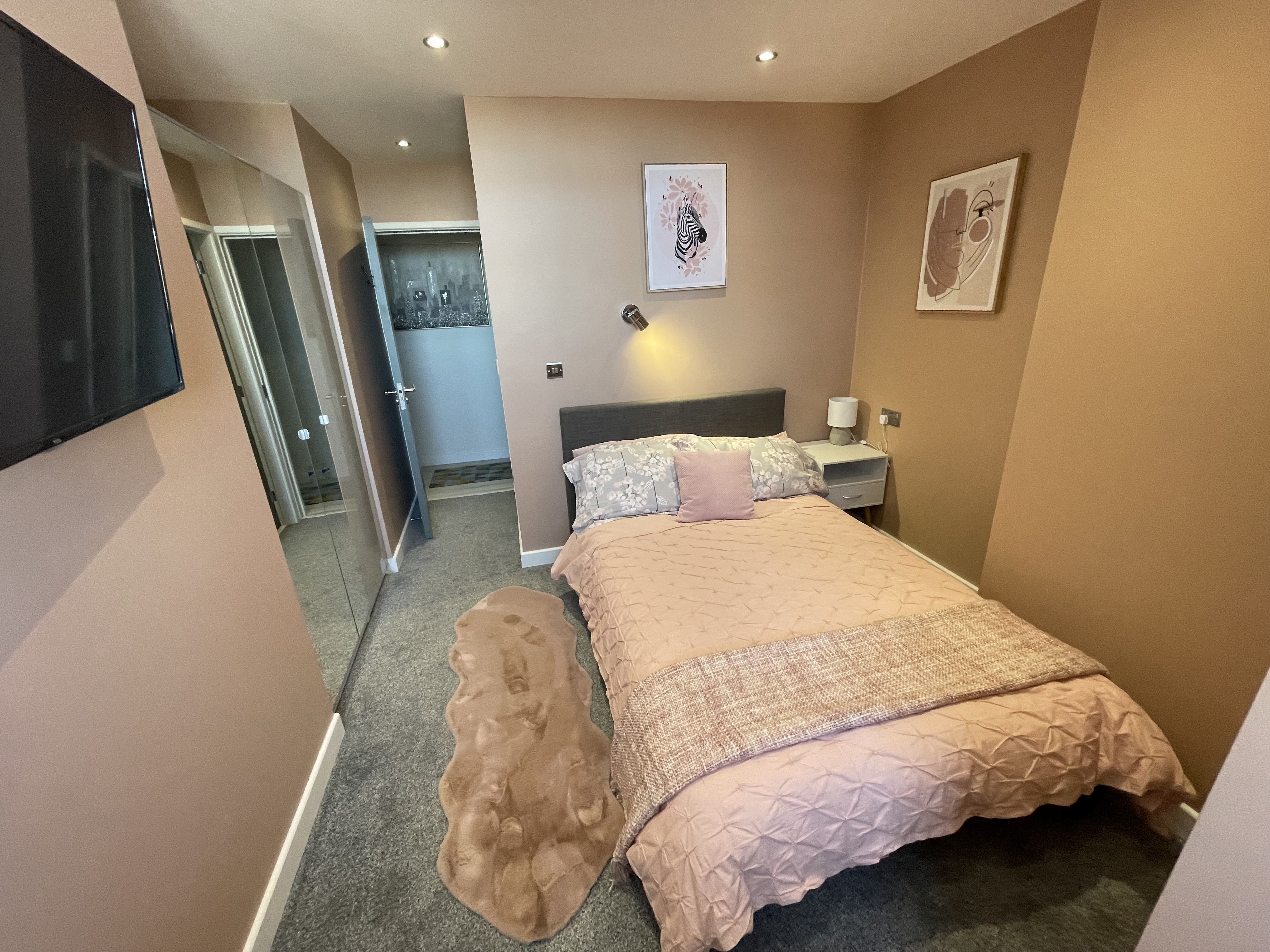 Leicester student accommodation Gym with free weights