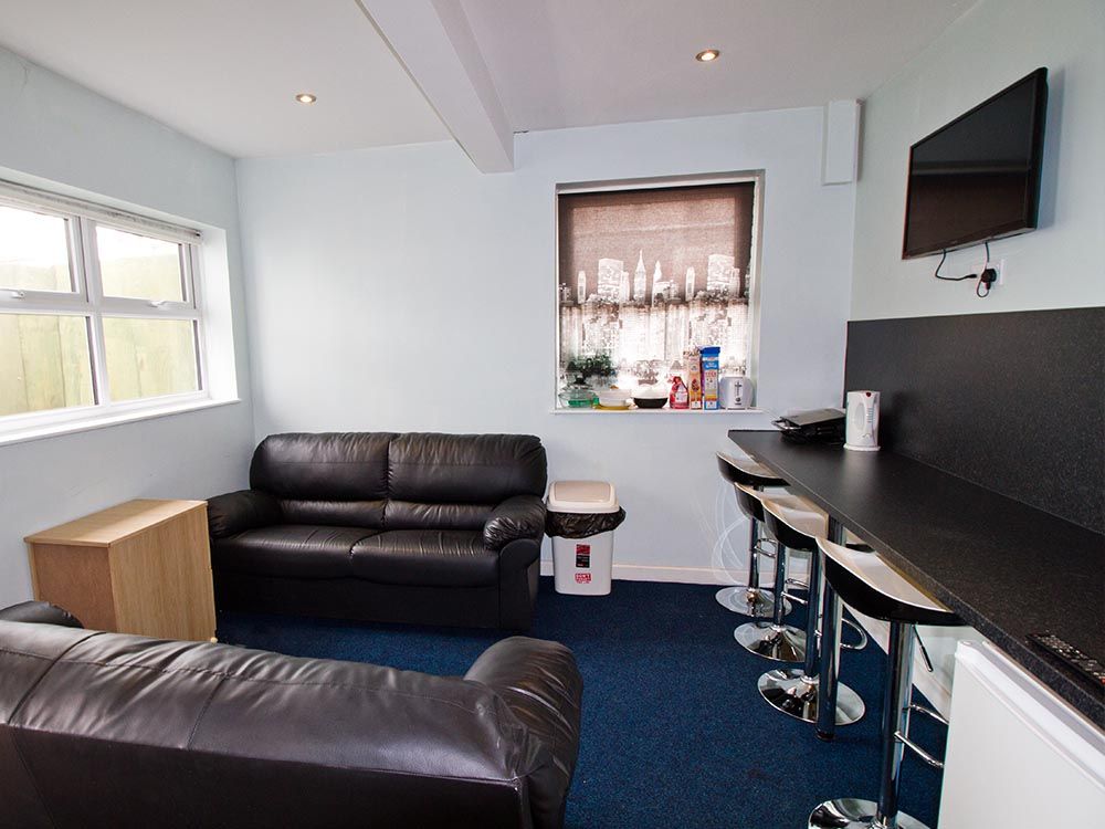 Radmoor House Loughborough shared student kitchens