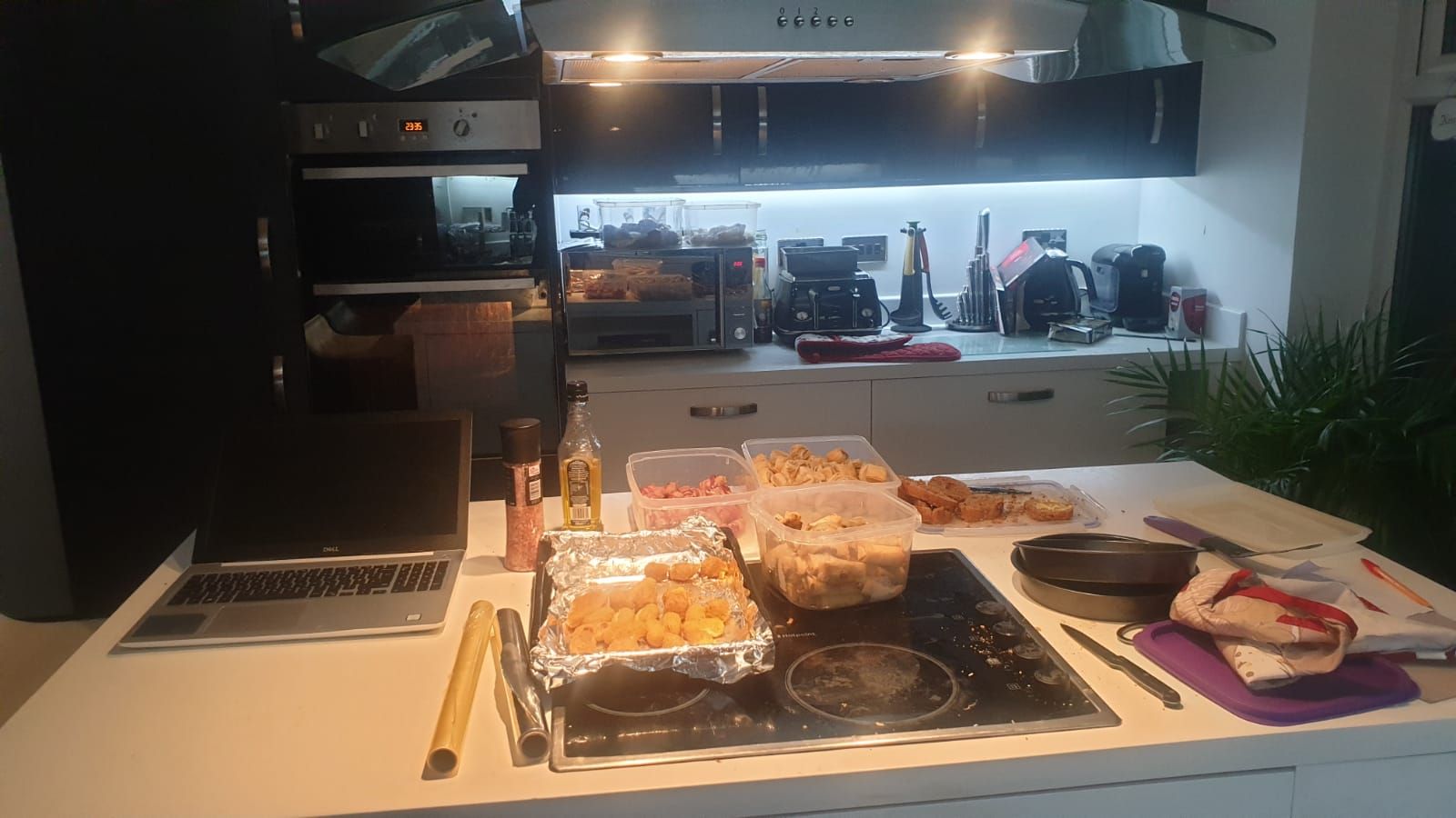 Leicester Student Beehive Xmas Party - Main Tv Room