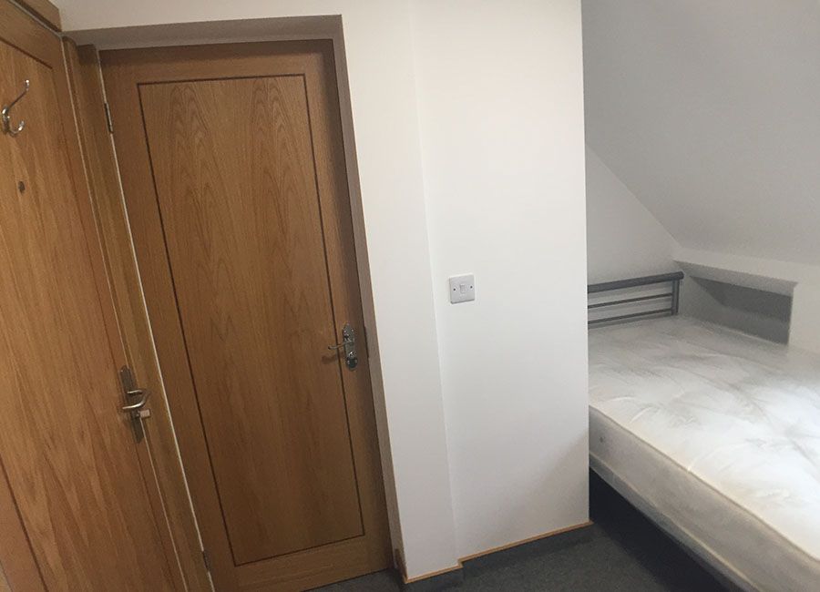 Salisbury Road Leicester Student Accommodation - Ensuite rooms - Cupboard